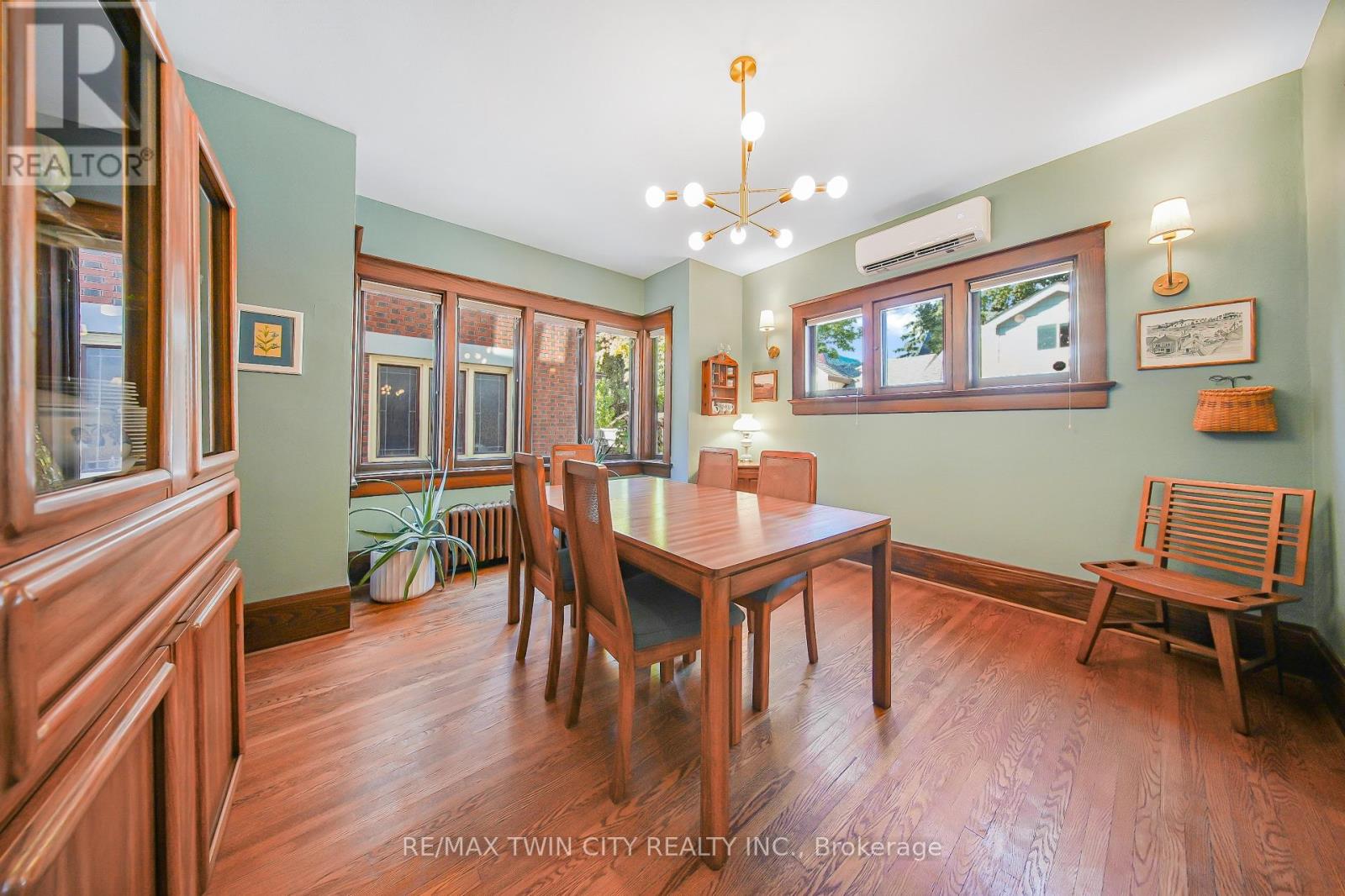 60 Heins Avenue, Kitchener, Ontario  N2G 1Z8 - Photo 17 - X12458301