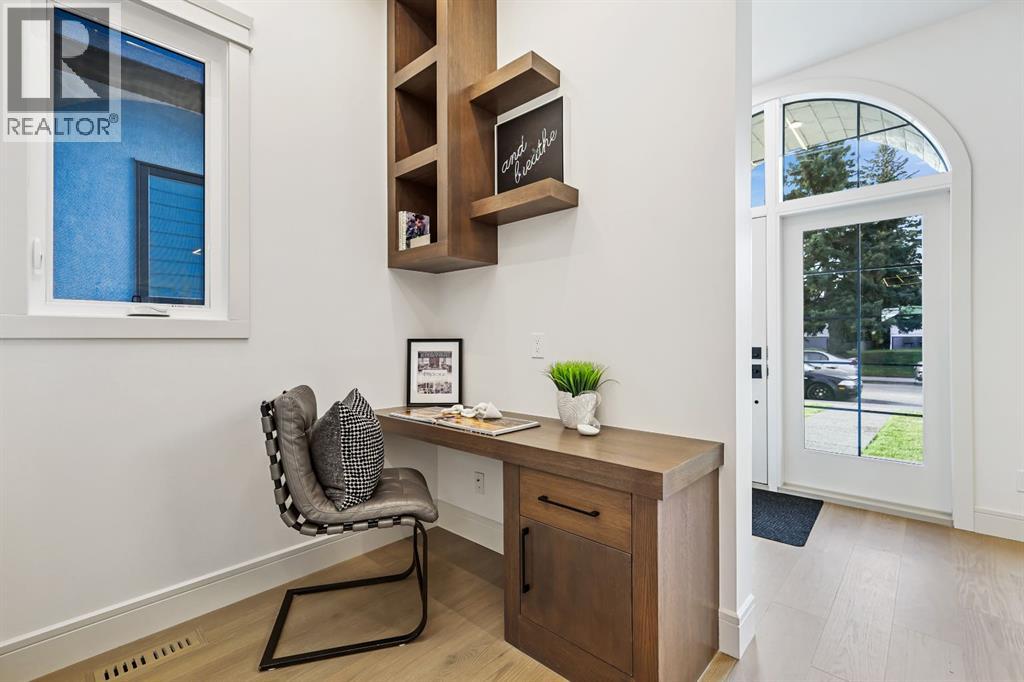 2426 29 Avenue Sw, Calgary, Alberta  T2T 1N9 - Photo 8 - A2261130