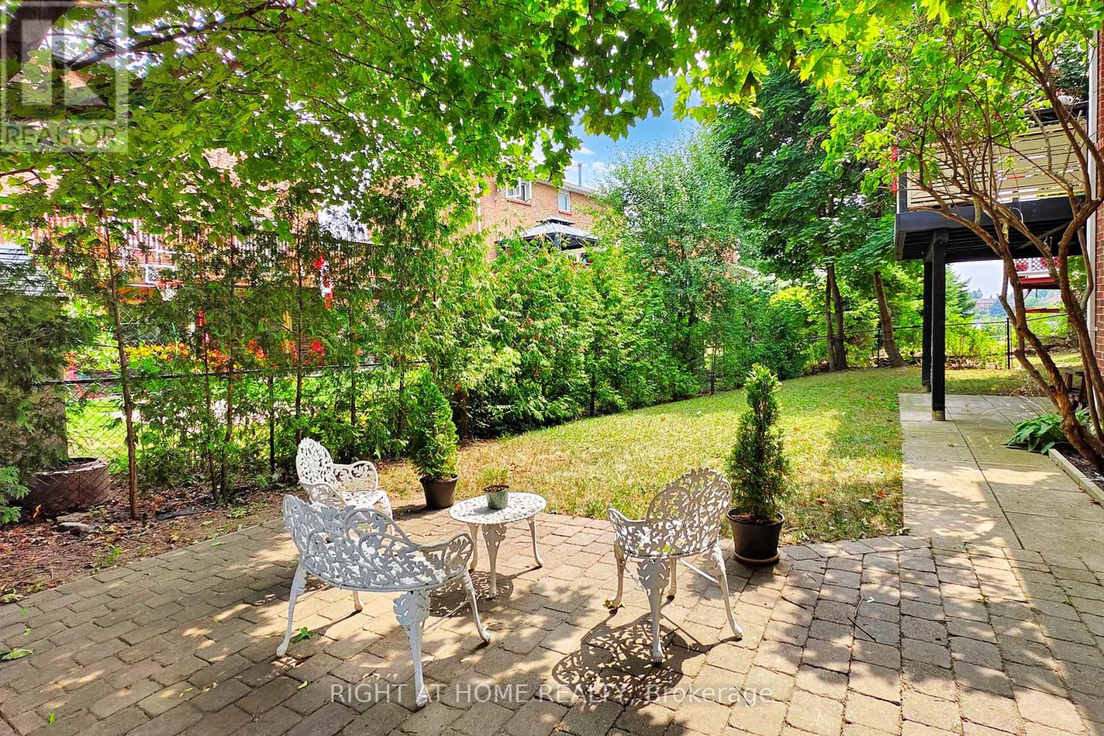 4 Peggy Anne Cove, Brampton, Ontario  L6S 5E4 - Photo 41 - W12412205