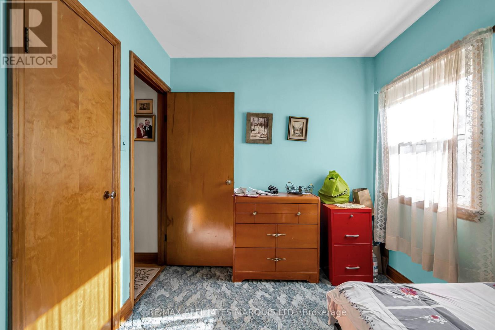 1301 Gallinger Avenue, Cornwall, Ontario  K6J 4T4 - Photo 15 - X12458332