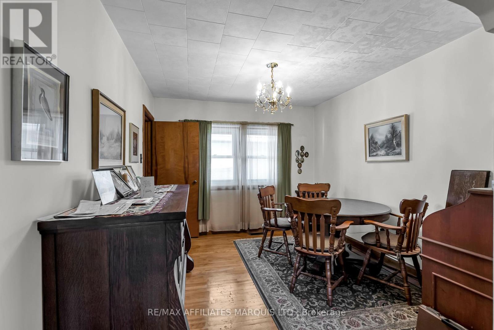 1301 Gallinger Avenue, Cornwall, Ontario  K6J 4T4 - Photo 8 - X12458332