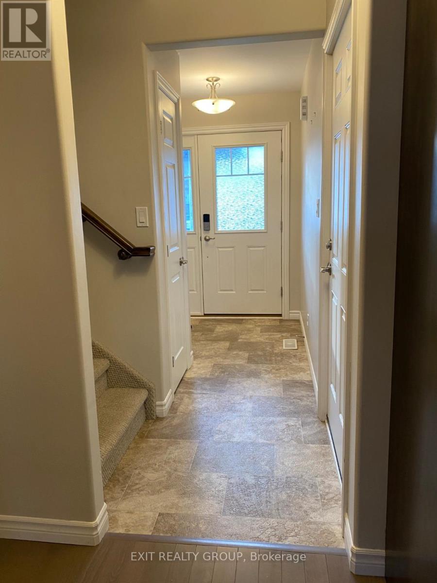 81 Mountain Ash Drive, Belleville, Ontario  K8N 0E3 - Photo 3 - X12321583