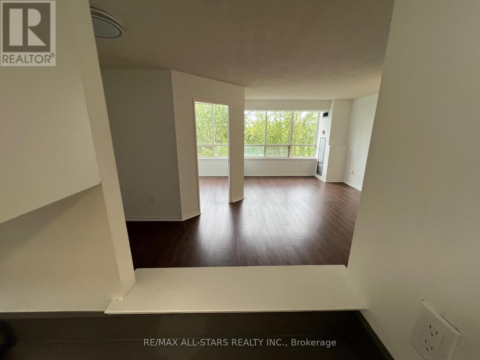 611 - 5 Greystone Walk Drive, Toronto, Ontario  M1K 5J5 - Photo 4 - E12458335
