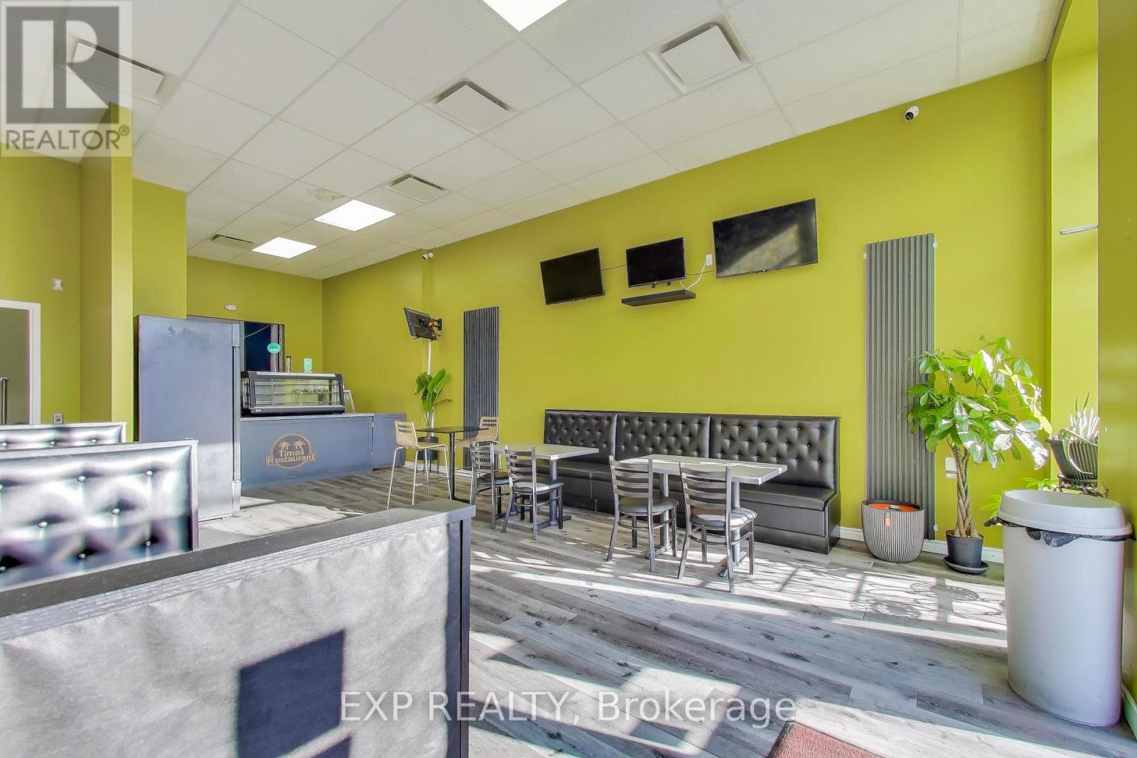 Unit #4a - 3220 Kingston Road, Toronto (Cliffcrest), Ontario  M1M 1P4 - Photo 1 - E12458357