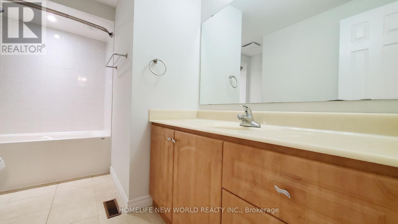 22 Mary Pearson Drive, Markham, Ontario  L3S 2Z4 - Photo 13 - N12458353