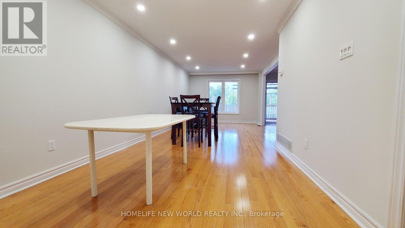 22 Mary Pearson Drive, Markham, Ontario  L3S 2Z4 - Photo 2 - N12458353
