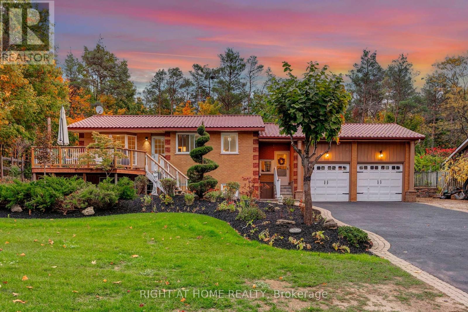 1243 CROSSLAND ROAD, Springwater, Ontario