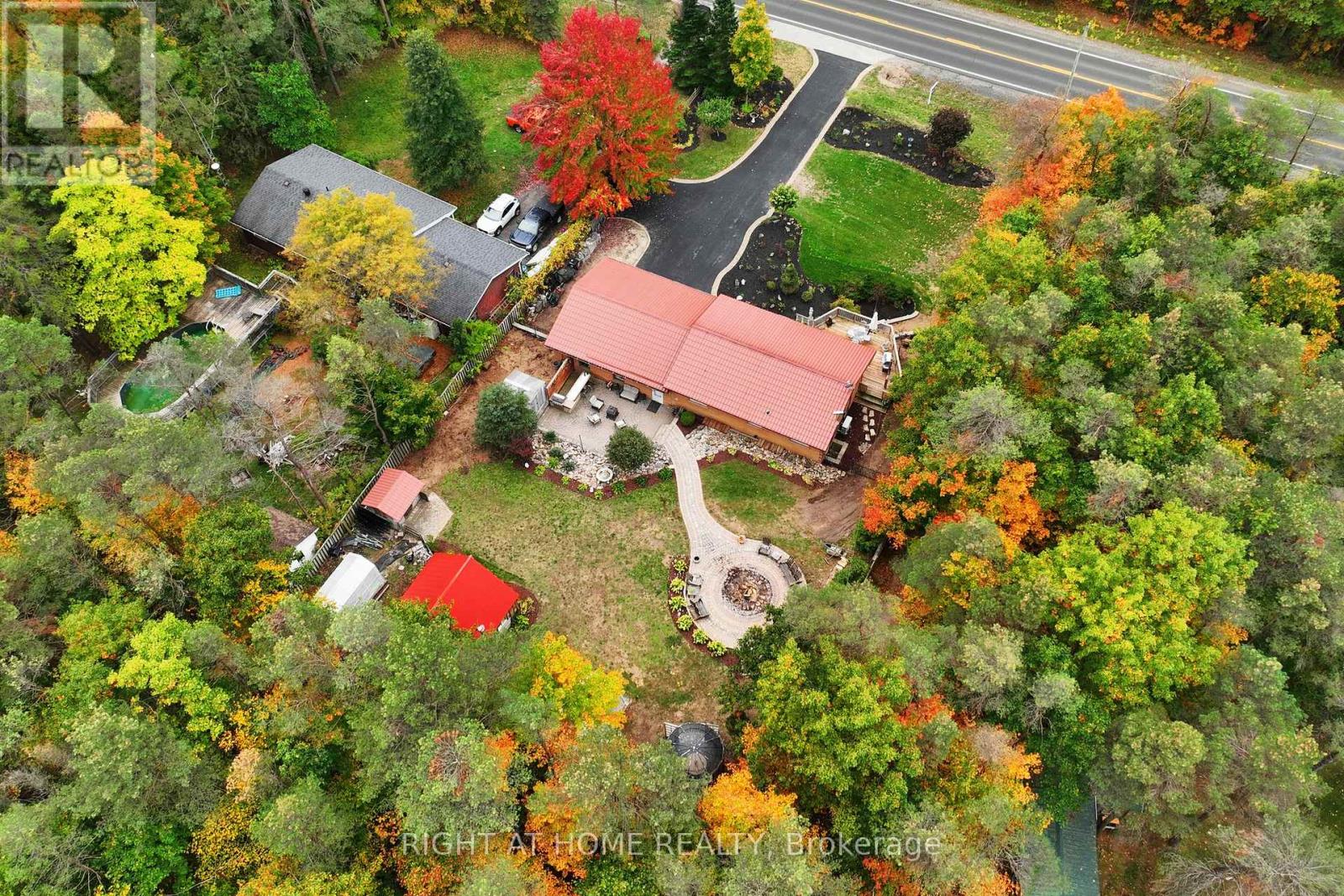1243 Crossland Road, Springwater, Ontario  L9X 1B3 - Photo 32 - S12458361