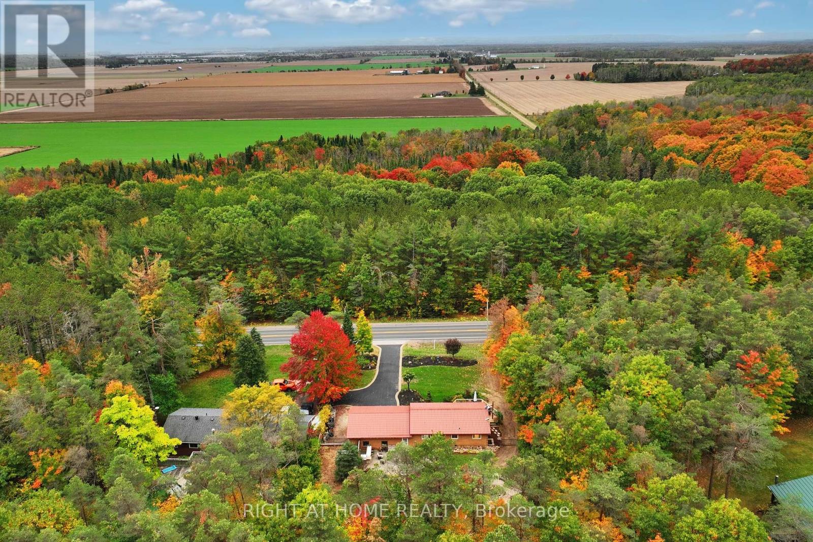 1243 Crossland Road, Springwater, Ontario  L9X 1B3 - Photo 36 - S12458361