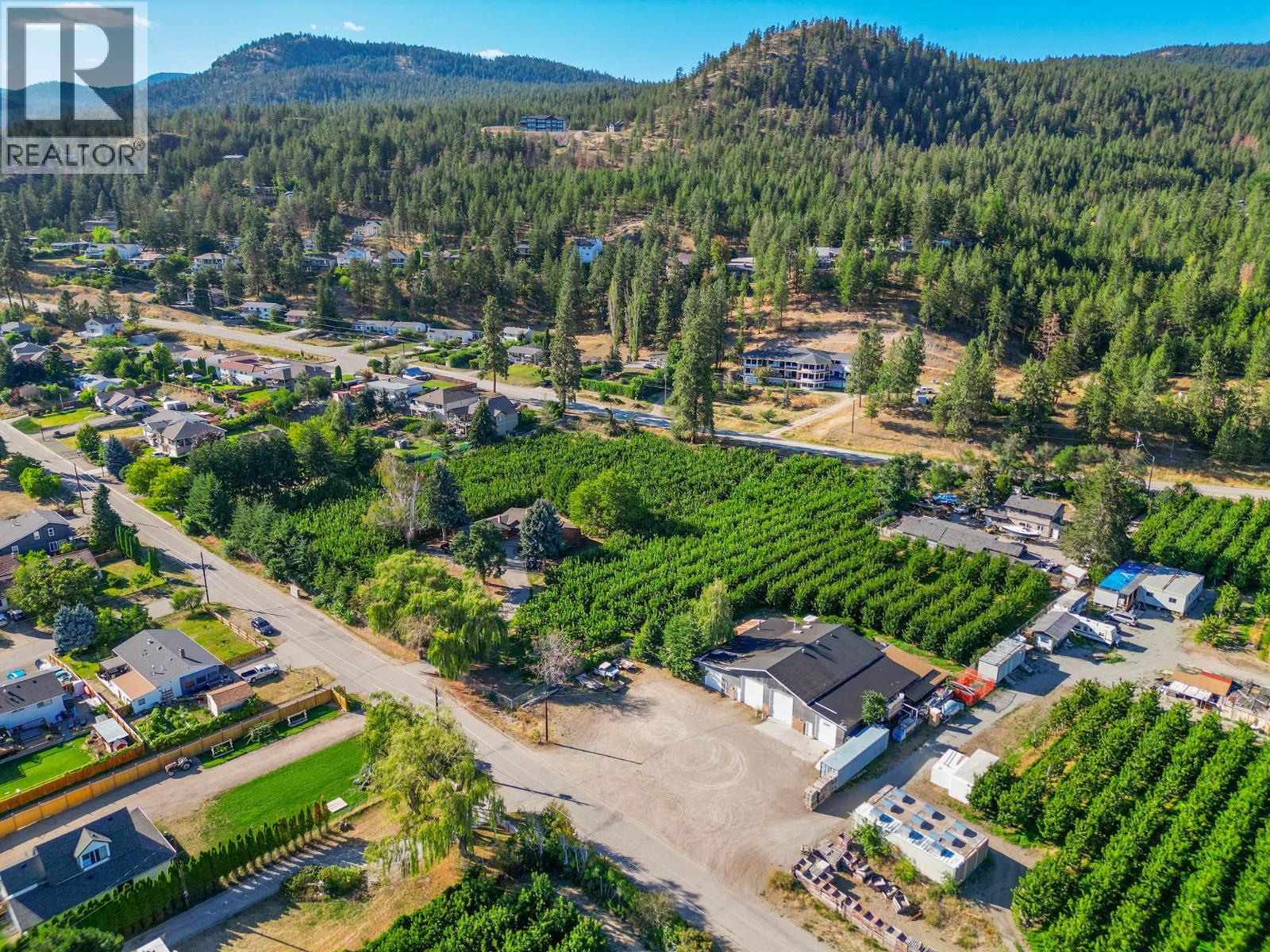 4977 Elliott Avenue, Peachland, British Columbia