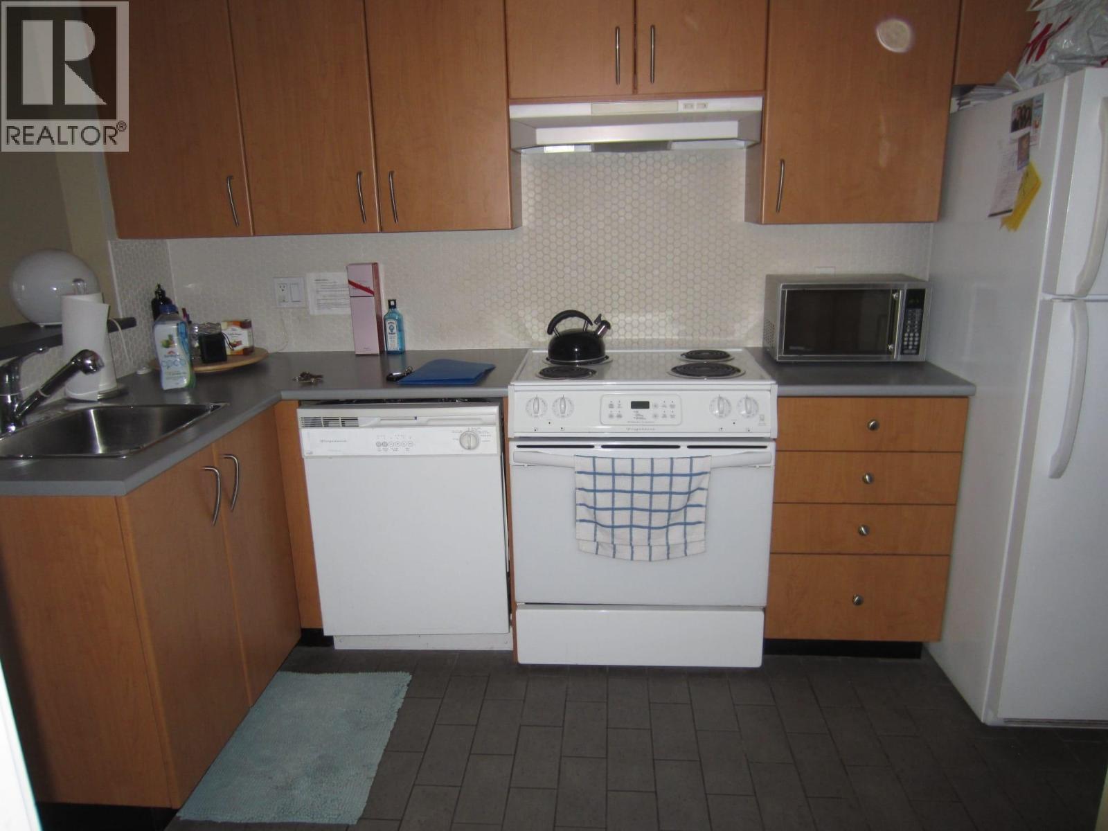 302 1295 Richards Street, Vancouver, British Columbia  V6B 1B7 - Photo 8 - R3057601