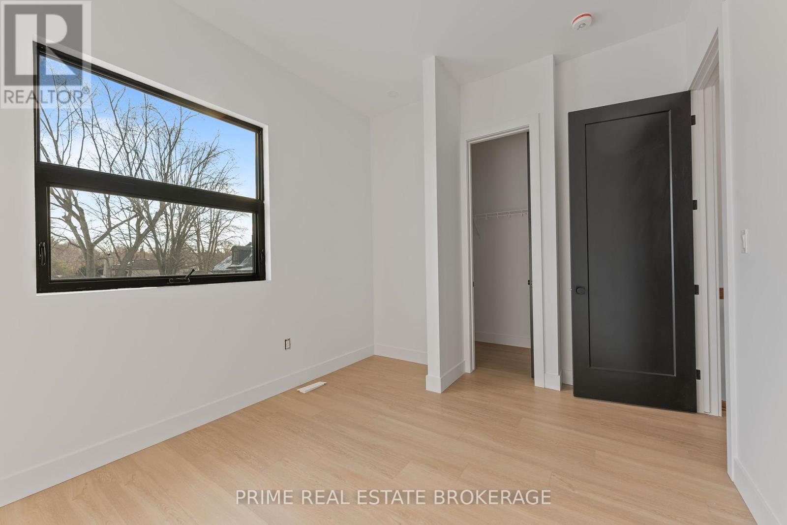 417 Baseline Road E, London South, Ontario  N6C 2P5 - Photo 23 - X12458383