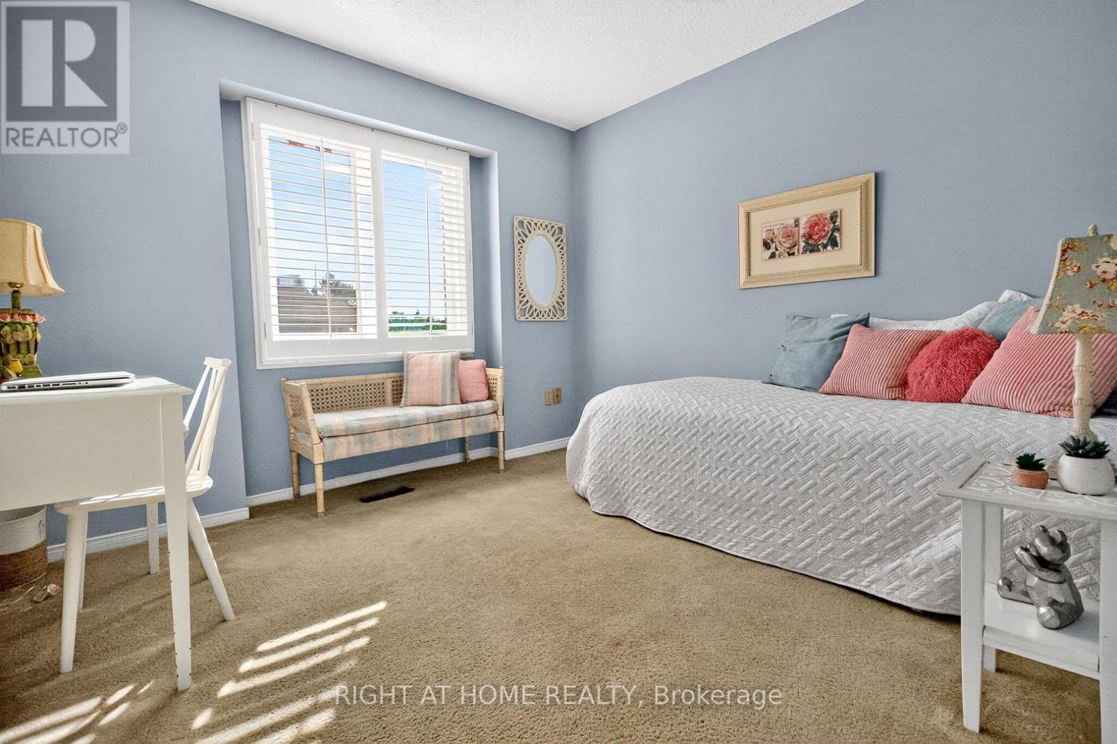 63 - 1725 The Chase, Mississauga, Ontario  L5M 4N3 - Photo 19 - W12458320