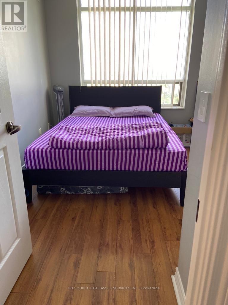 2717 - 700 Humberwood Boulevard, Toronto, Ontario  M9W 7J4 - Photo 5 - W12458328