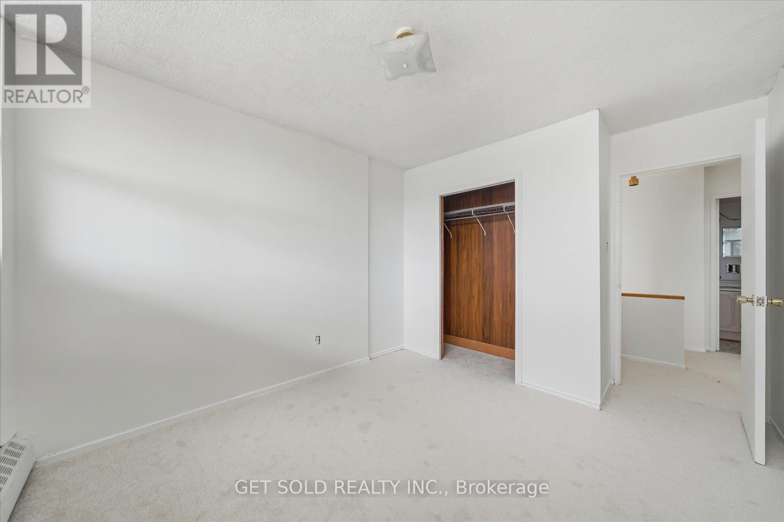 301 - 2121 Roche Court, Mississauga, Ontario  L5K 2C7 - Photo 25 - W12458341