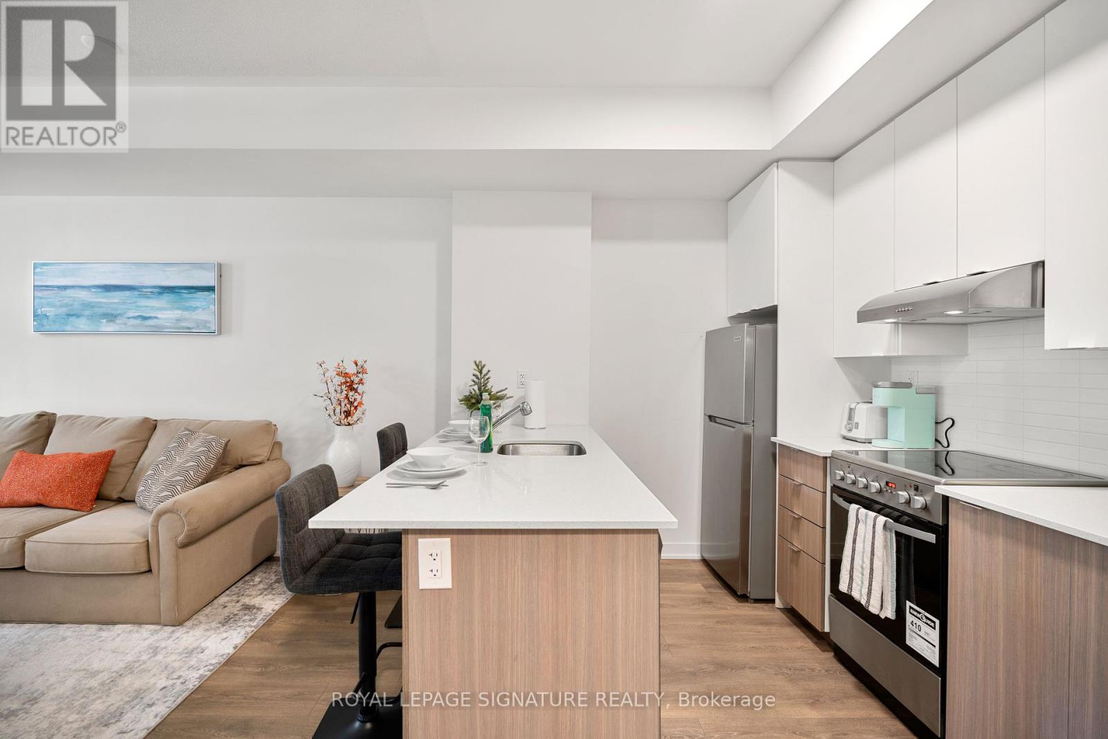 108 - 140 Canon Jackson Drive, Toronto, Ontario  M6M 0B7 - Photo 12 - W12458344