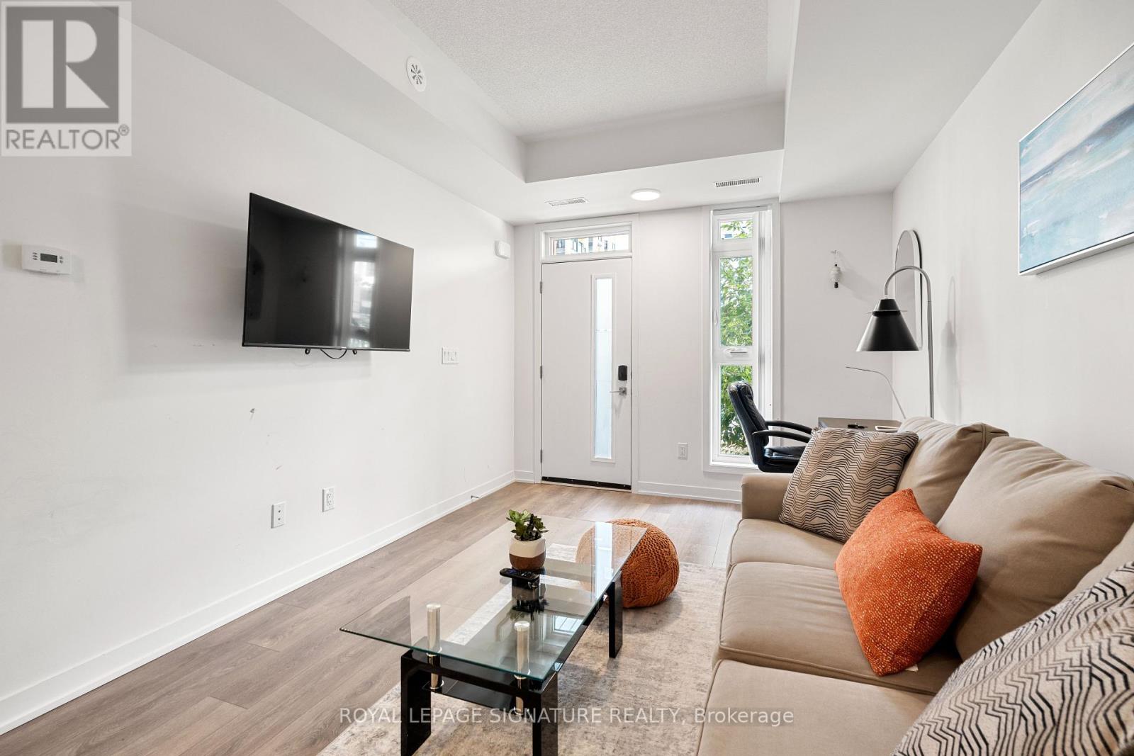108 - 140 Canon Jackson Drive, Toronto, Ontario  M6M 0B7 - Photo 14 - W12458344