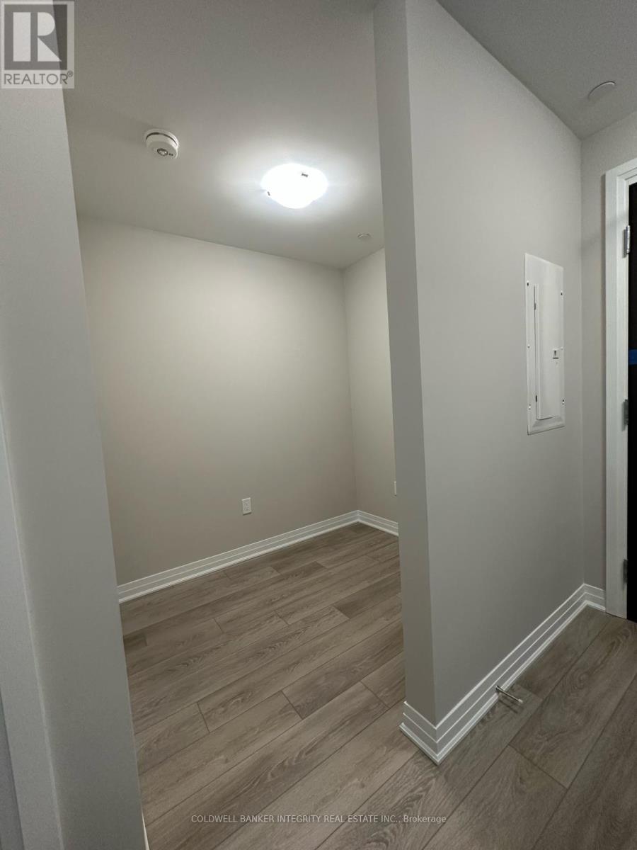 321 - 490 Gordon Krantz Avenue, Milton, Ontario  L9E 1Z5 - Photo 12 - W12458356