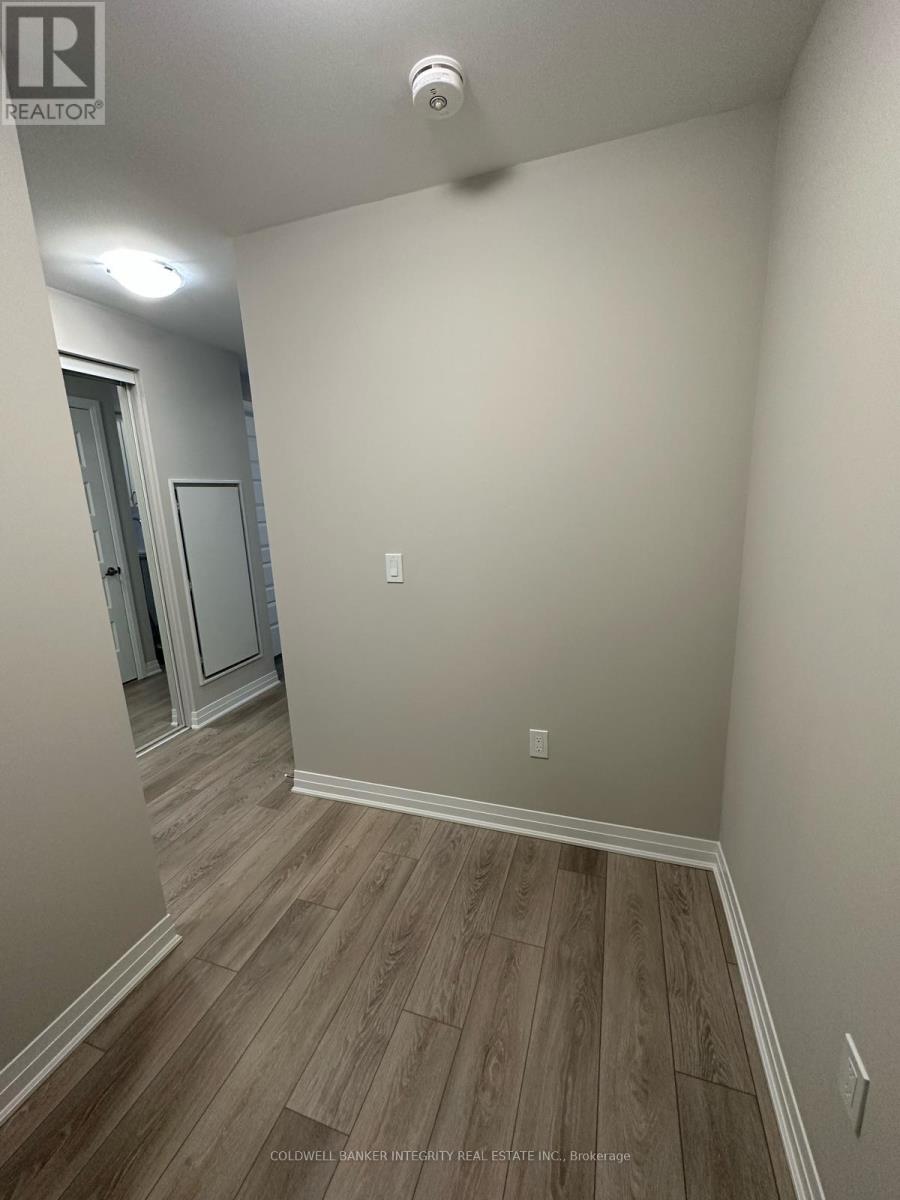 321 - 490 Gordon Krantz Avenue, Milton, Ontario  L9E 1Z5 - Photo 6 - W12458356