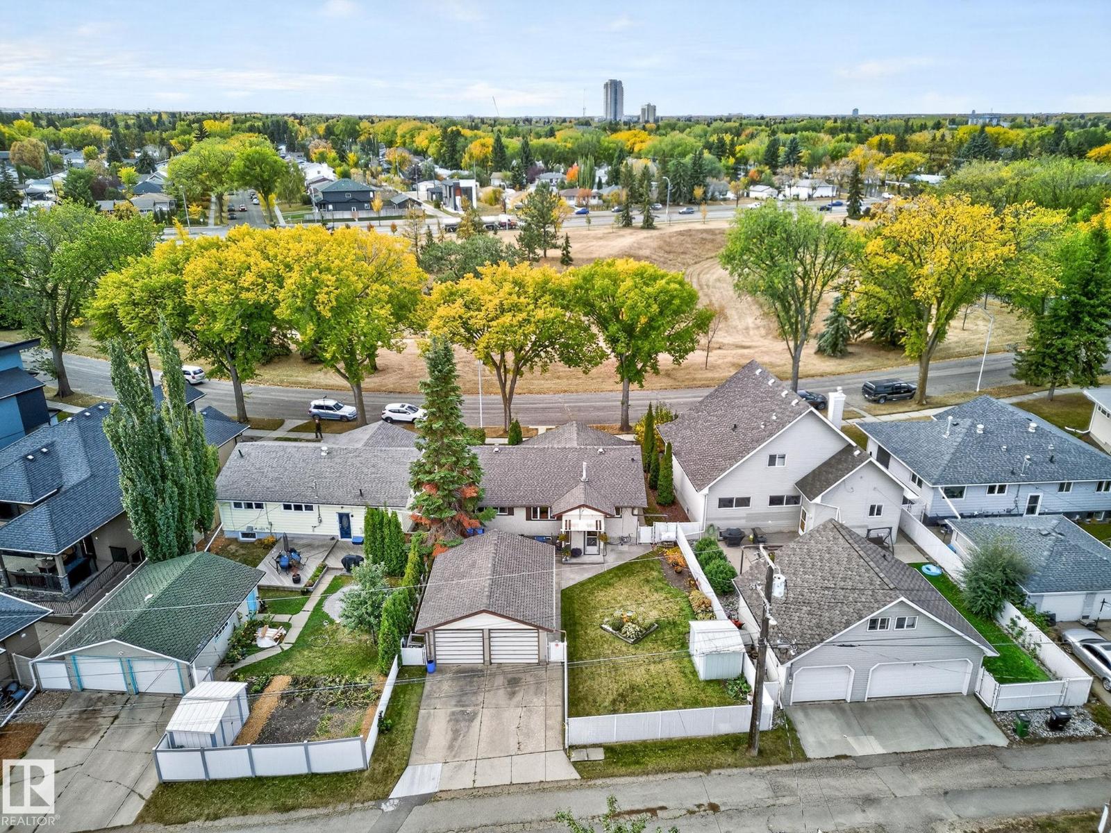 7708 98a Av Nw Nw, Edmonton, Alberta  T6C 0C5 - Photo 26 - E4461824