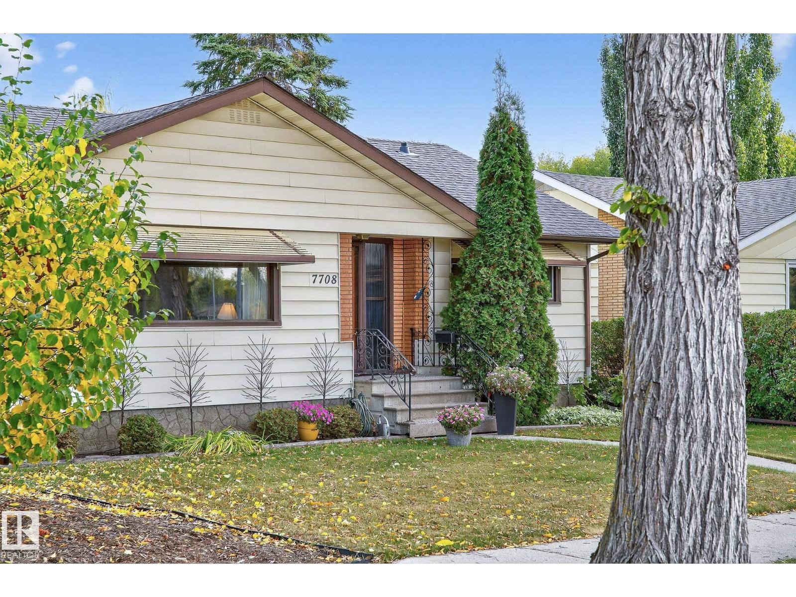 7708 98a Av Nw Nw, Edmonton, Alberta  T6C 0C5 - Photo 4 - E4461824