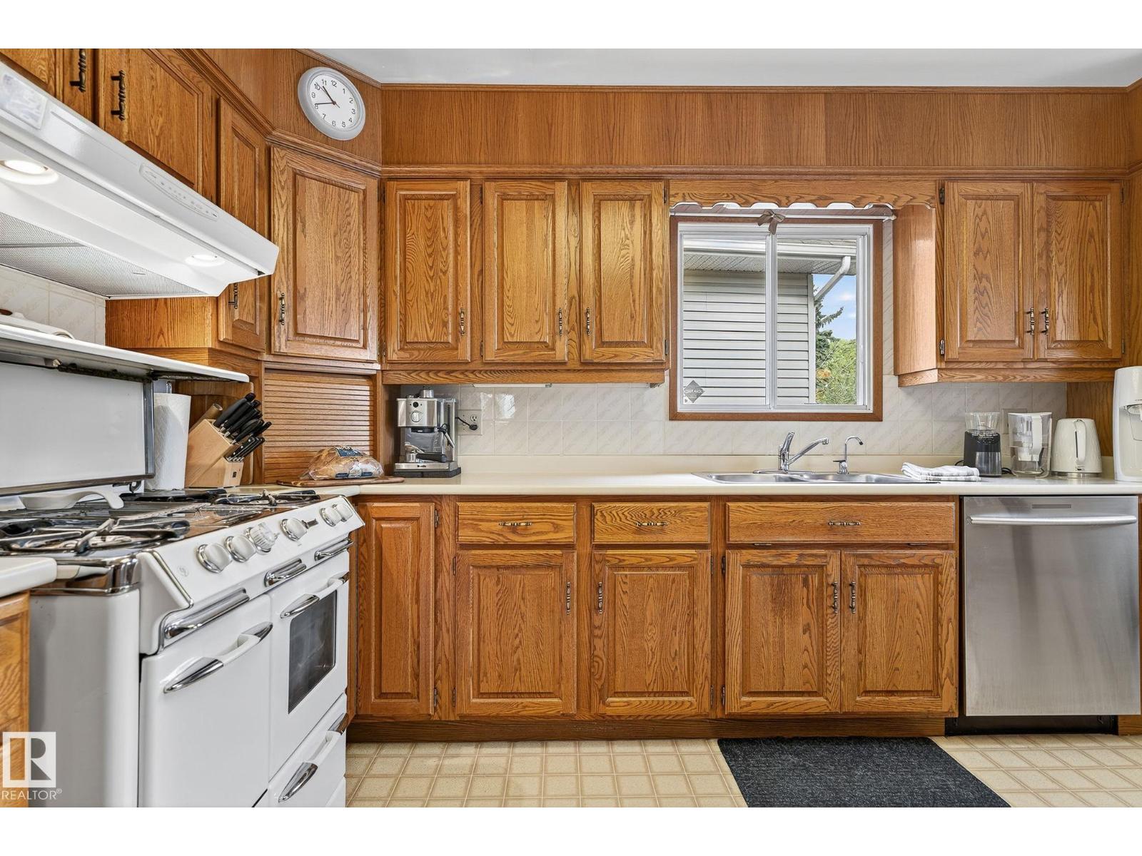 7708 98a Av Nw Nw, Edmonton, Alberta  T6C 0C5 - Photo 42 - E4461824