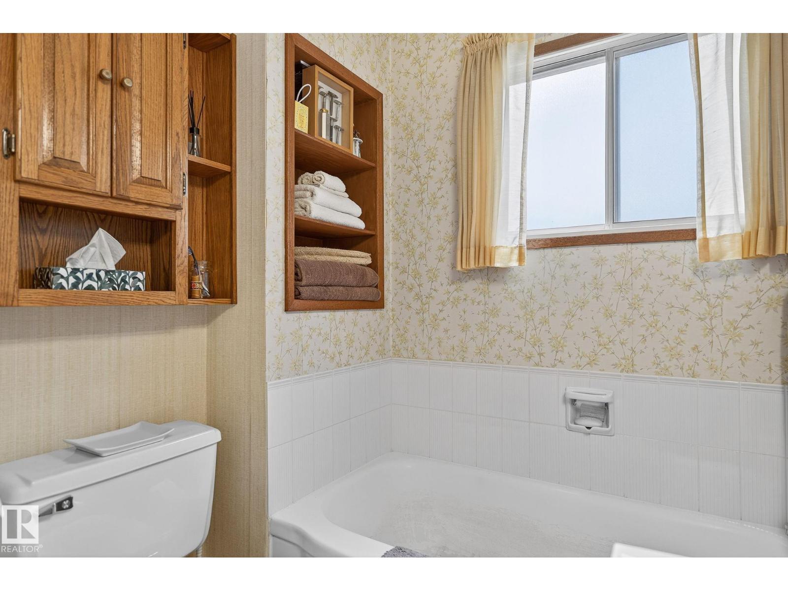 7708 98a Av Nw Nw, Edmonton, Alberta  T6C 0C5 - Photo 48 - E4461824