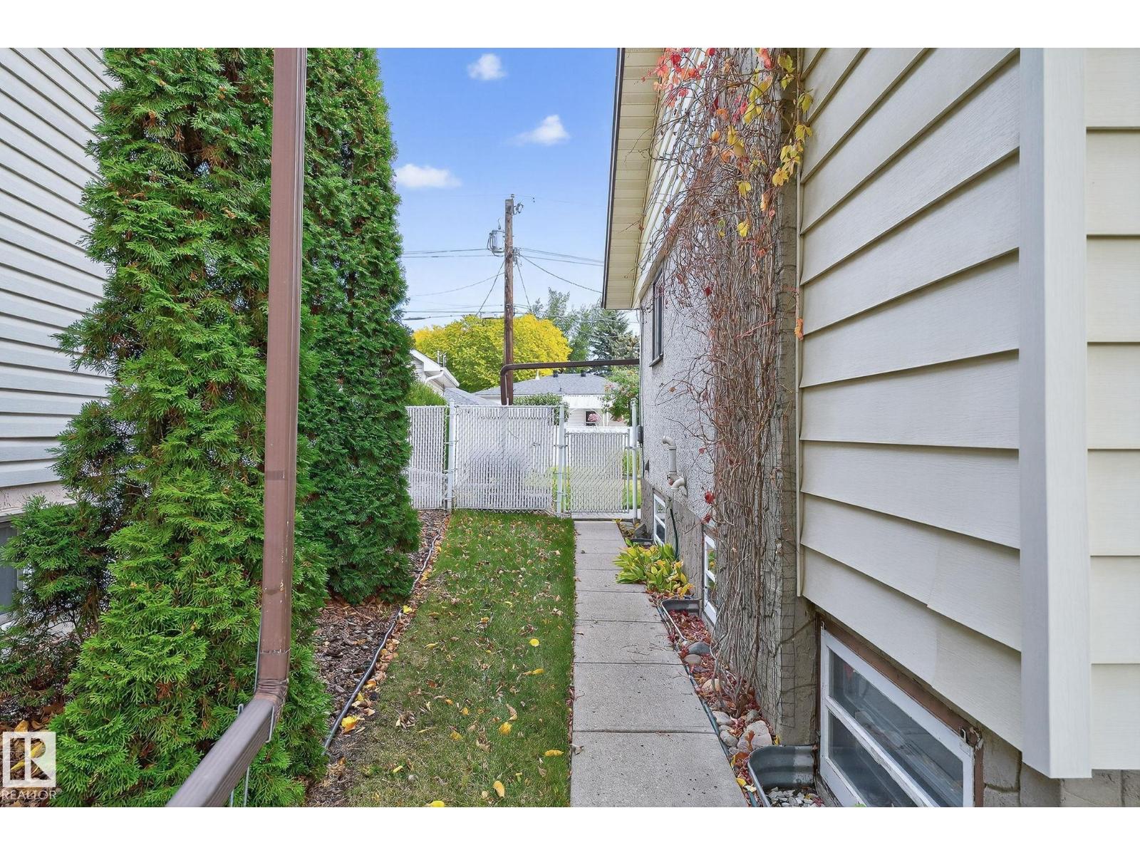 7708 98a Av Nw Nw, Edmonton, Alberta  T6C 0C5 - Photo 8 - E4461824