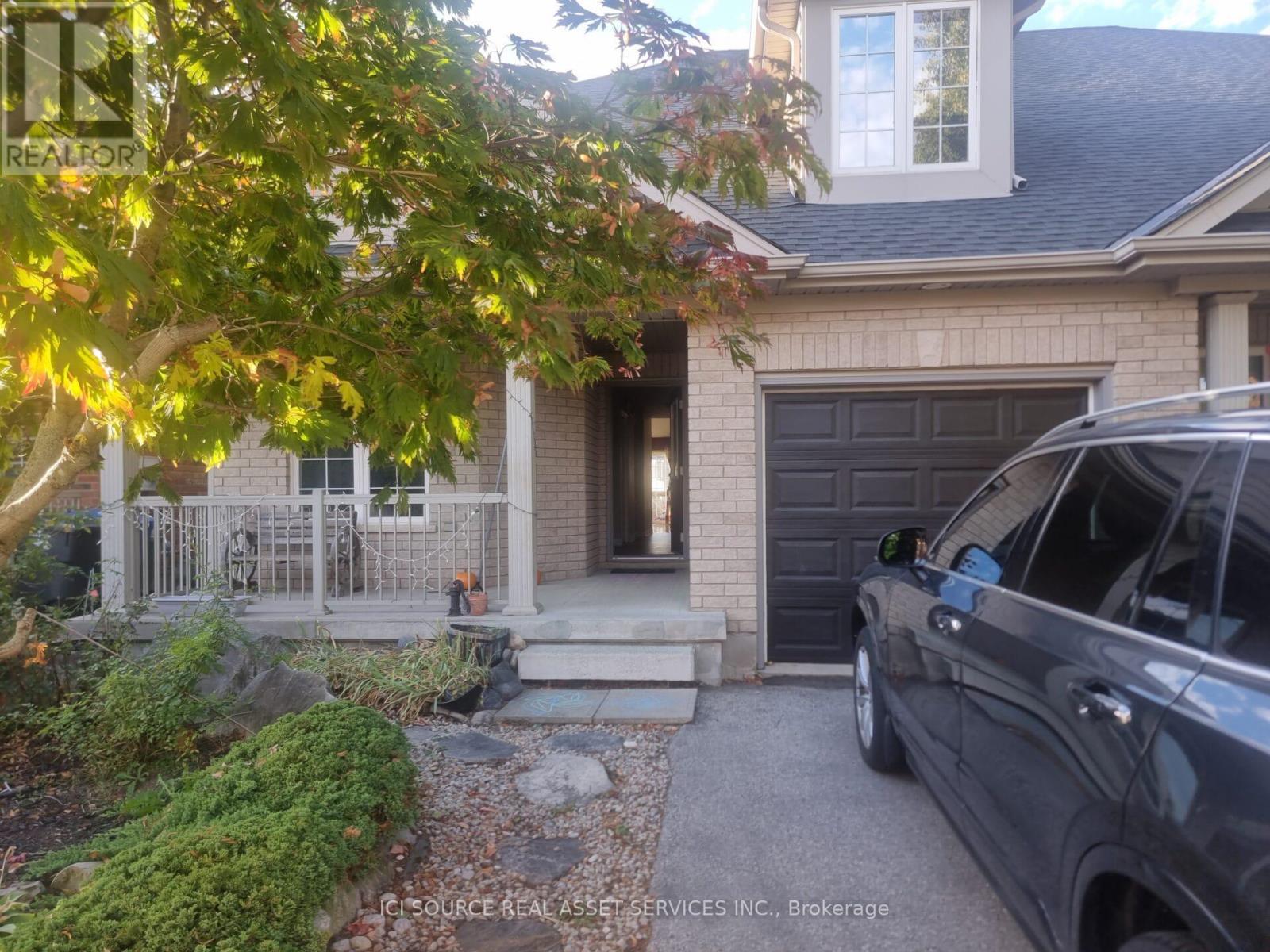 136 MCARTHUR CRESCENT, Guelph, Ontario