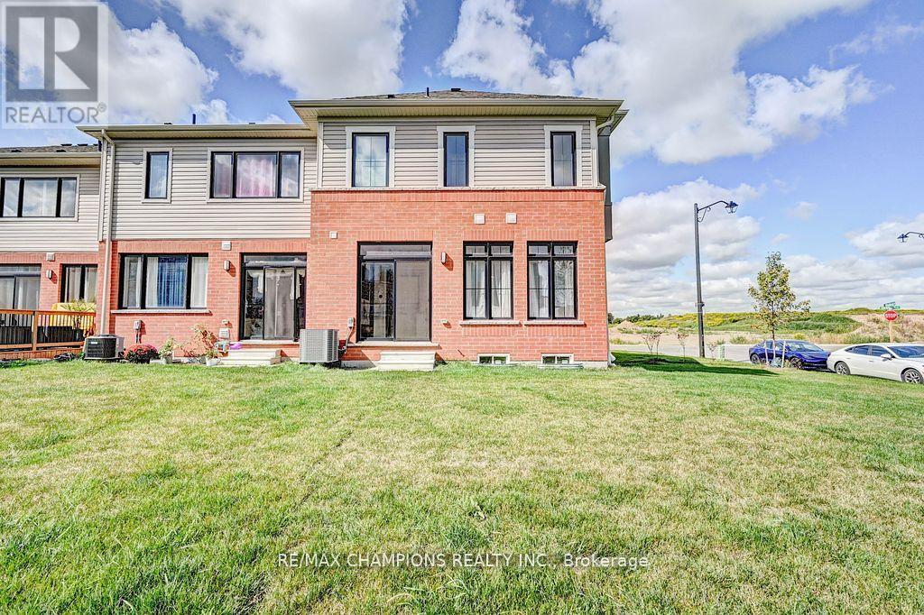 216 Newman Drive, Cambridge, Ontario  N1S 4Y6 - Photo 27 - X12458352
