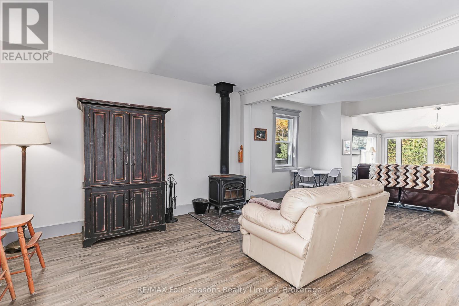 686267 19 Side Road, Grey Highlands, Ontario  N4L 1W7 - Photo 11 - X12458368