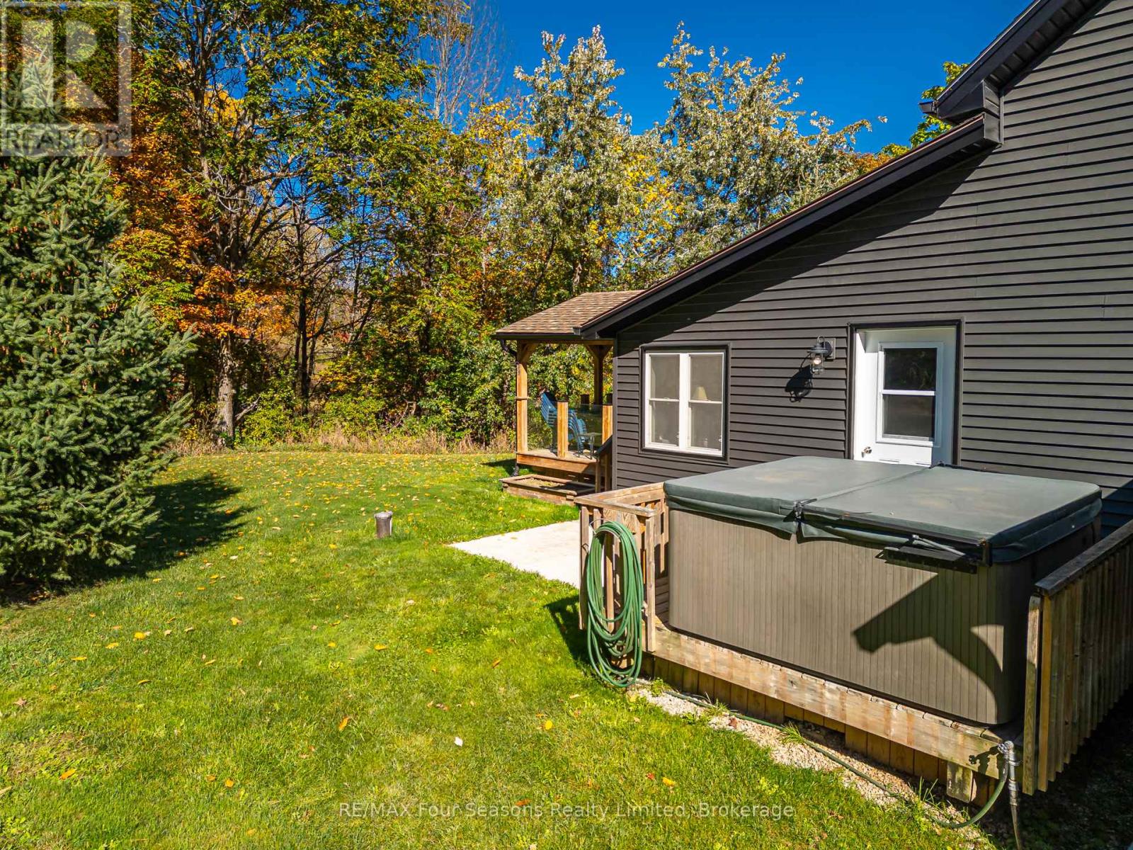 686267 19 Side Road, Grey Highlands, Ontario  N4L 1W7 - Photo 34 - X12458368