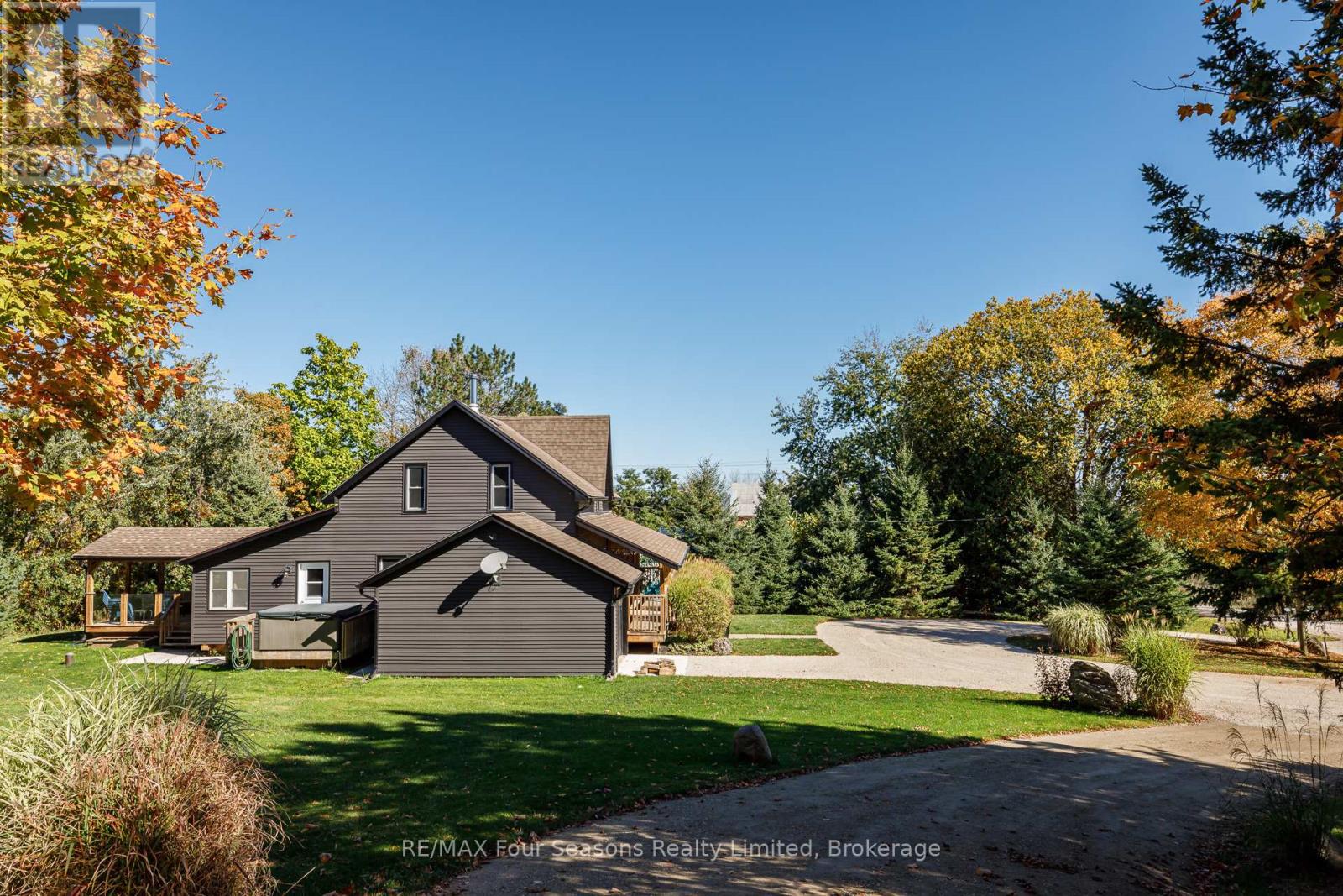 686267 19 Side Road, Grey Highlands, Ontario  N4L 1W7 - Photo 43 - X12458368