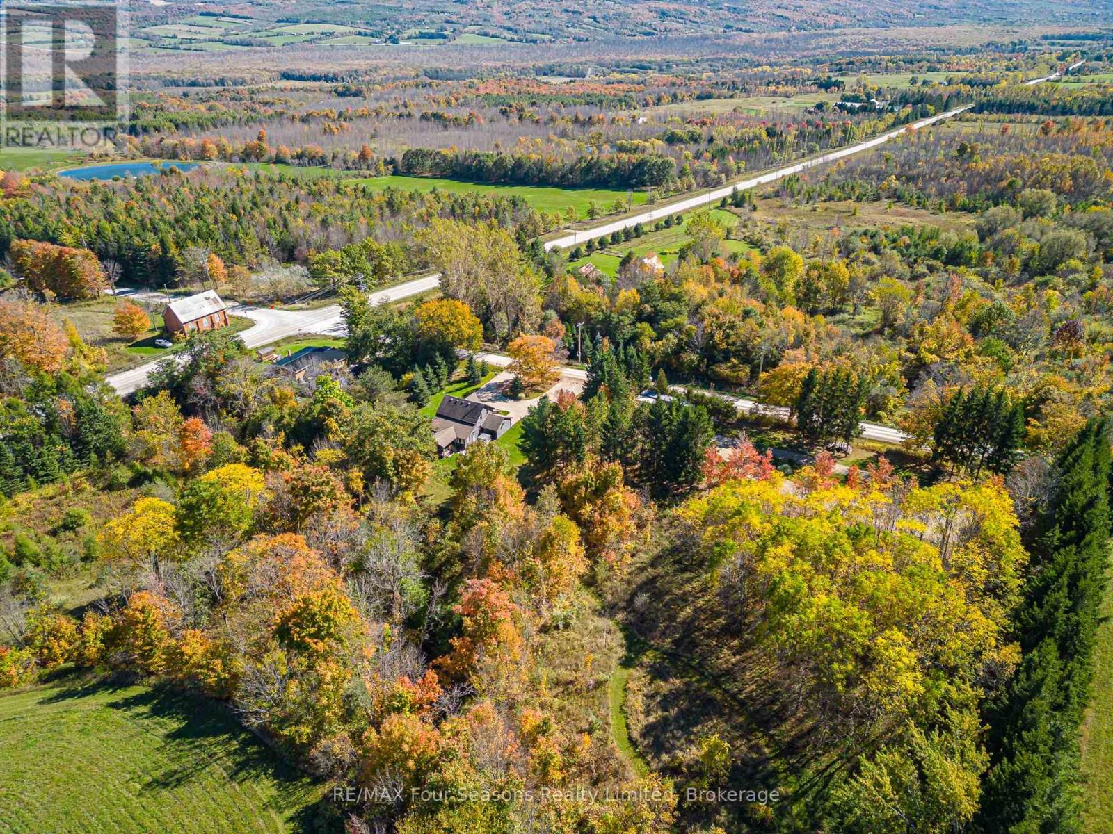 686267 19 Side Road, Grey Highlands, Ontario  N4L 1W7 - Photo 5 - X12458368