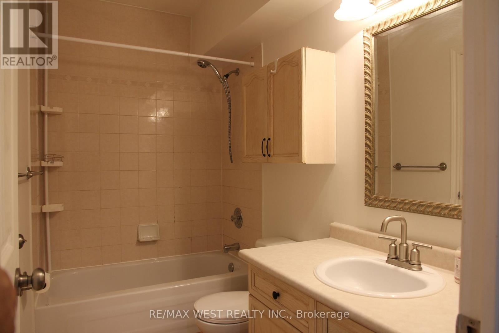 852 Beatrice Street E, Oshawa, Ontario  L1K 2H7 - Photo 15 - E12457877