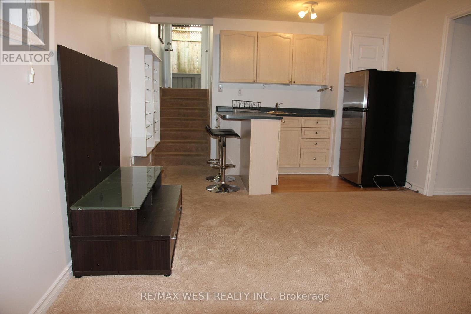 852 Beatrice Street E, Oshawa, Ontario  L1K 2H7 - Photo 19 - E12457877