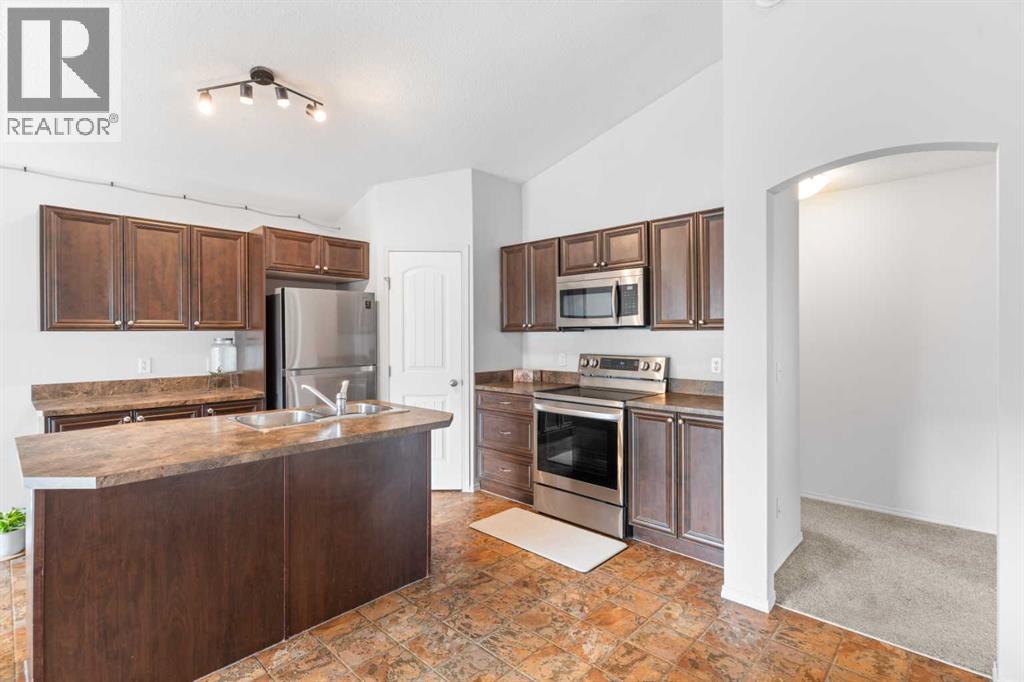 202, 151 Panatella Landing Nw, Calgary, Alberta  T3K 0K8 - Photo 4 - A2263075