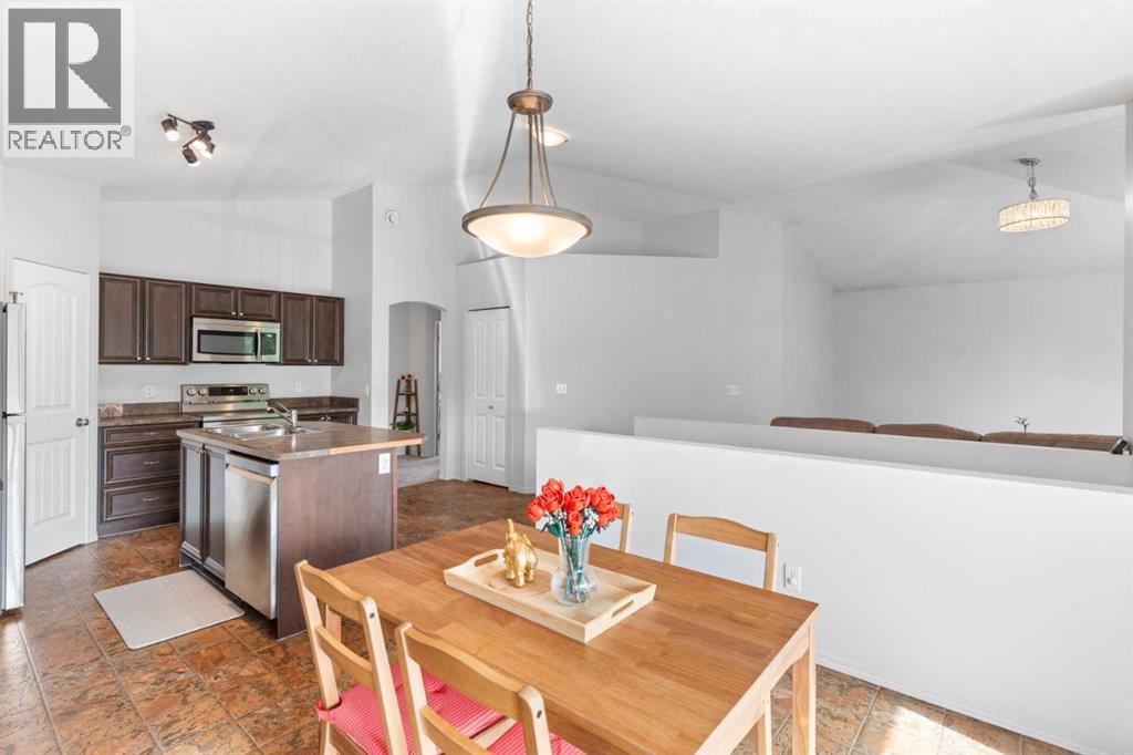202, 151 Panatella Landing Nw, Calgary, Alberta  T3K 0K8 - Photo 22 - A2263075