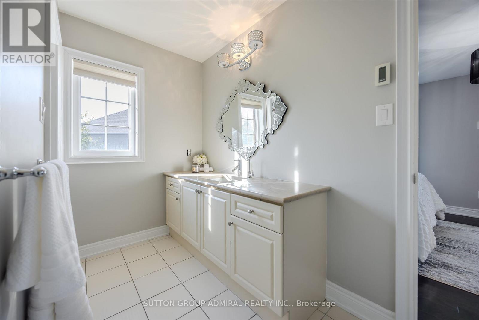 22 James Bowman Court, King, Ontario  L7B 0A2 - Photo 28 - N12458376