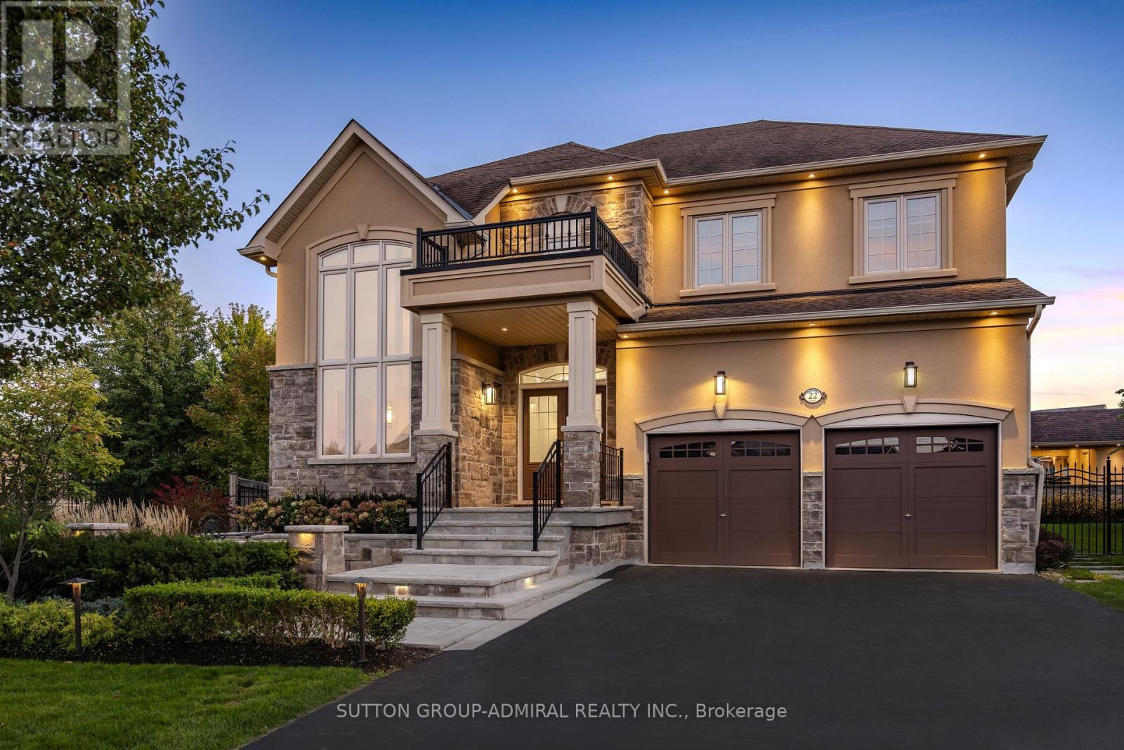 22 James Bowman Court, King, Ontario  L7B 0A2 - Photo 3 - N12458376