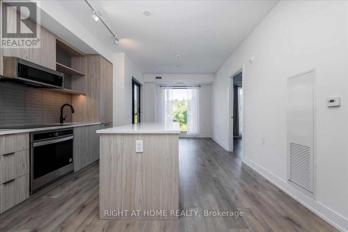 517 - 185 Dunlop Street E, Barrie, Ontario  L4M 0L7 - Photo 5 - S12458364