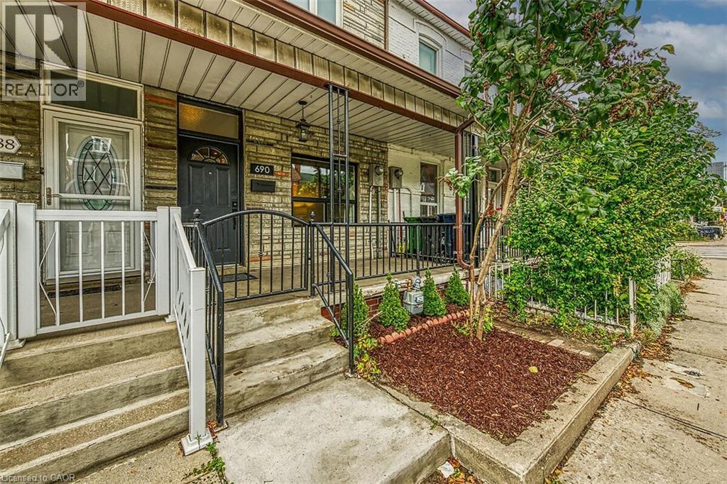 690 Dufferin Street, Toronto, Ontario  M6K 1B5 - Photo 34 - 40778468