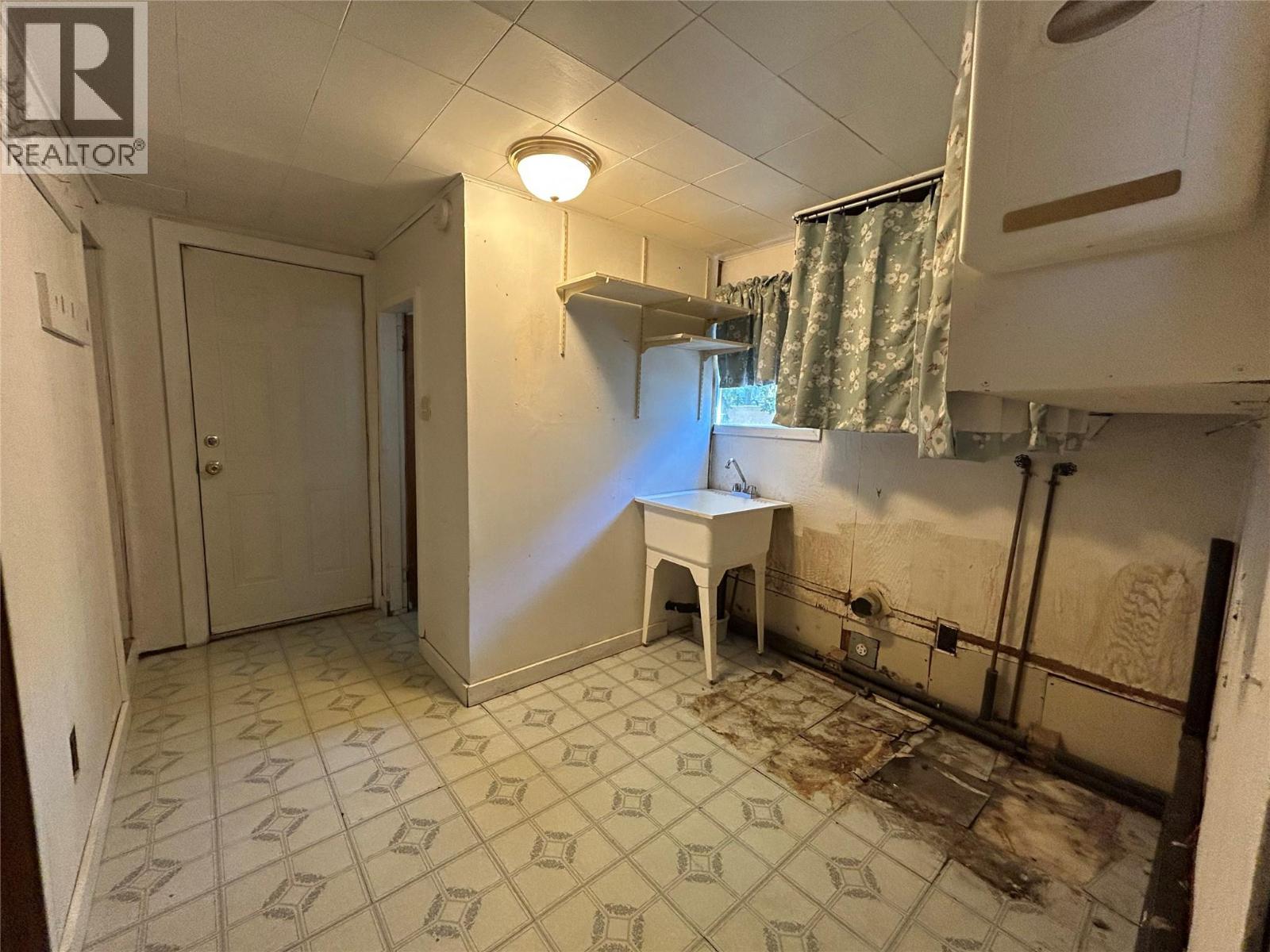 357 75th Avenue, Grand Forks, British Columbia  V0H 1H0 - Photo 10 - 10365224