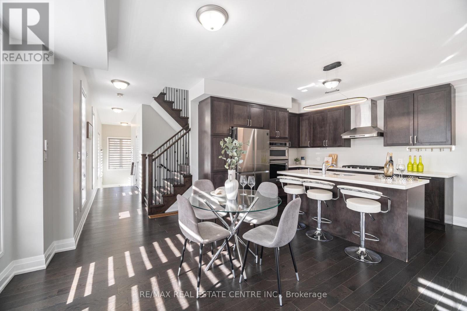 73 Brushwood Drive, Brampton, Ontario  L6Y 6J4 - Photo 14 - W12458363