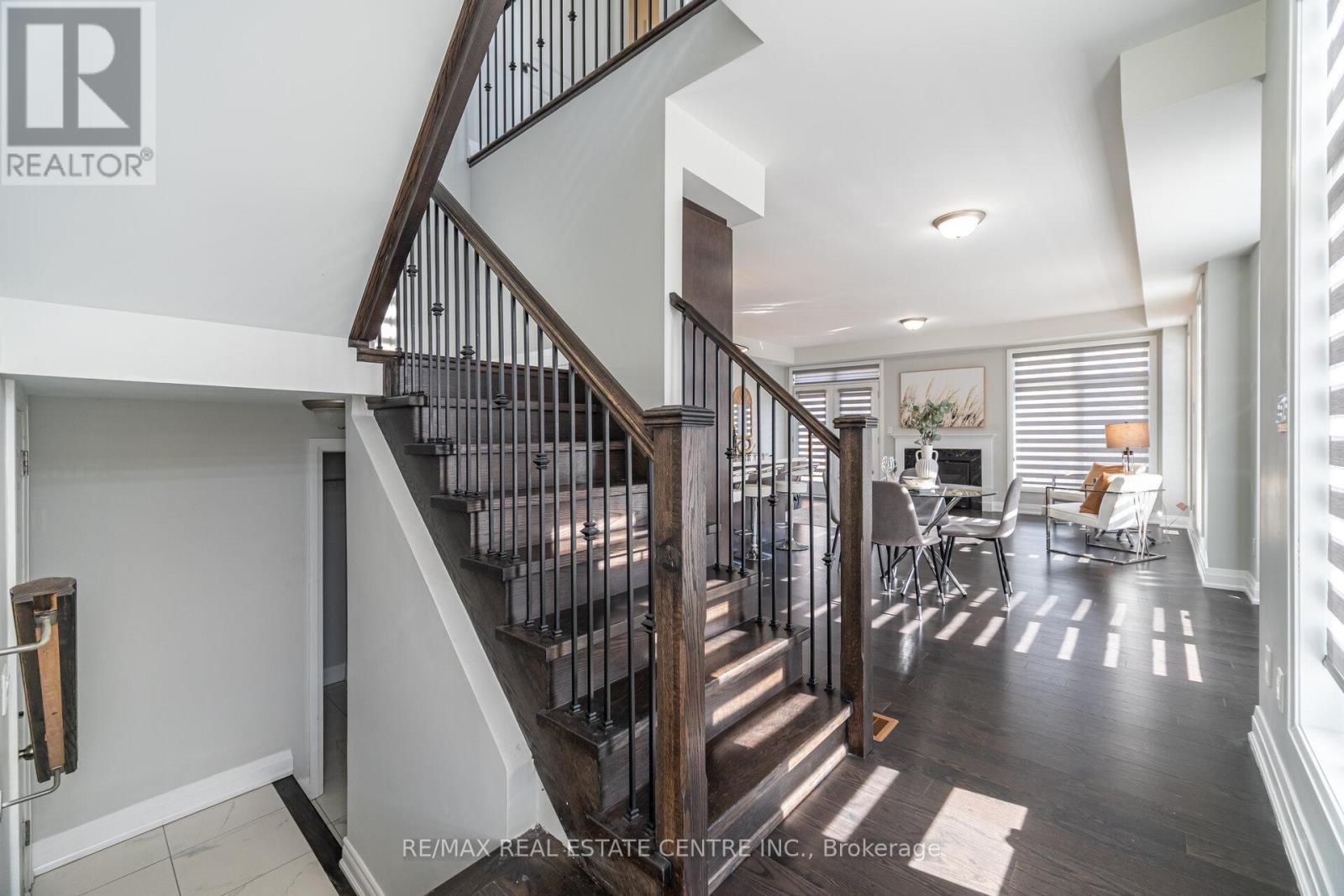 73 Brushwood Drive, Brampton, Ontario  L6Y 6J4 - Photo 19 - W12458363