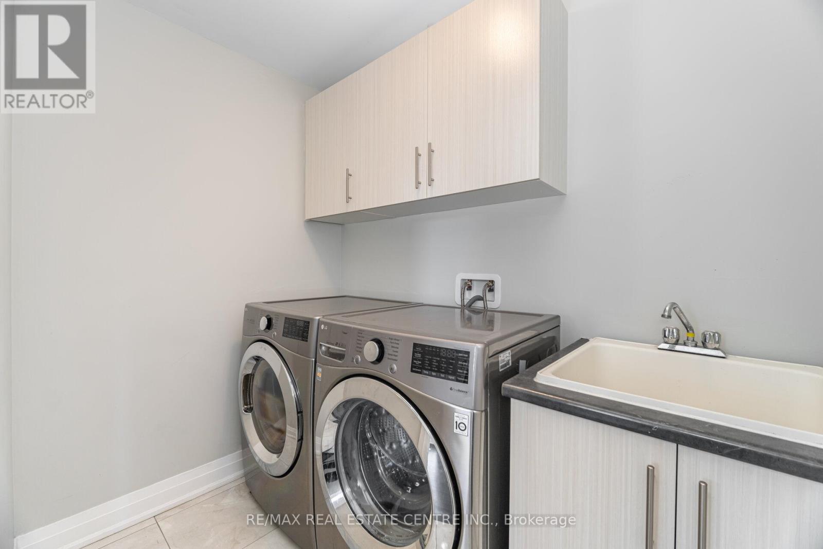 73 Brushwood Drive, Brampton, Ontario  L6Y 6J4 - Photo 37 - W12458363