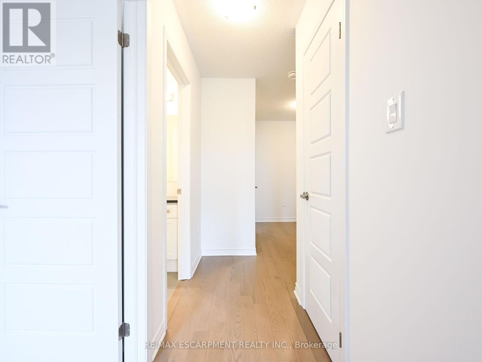 4045 Saida Street, Mississauga, Ontario  L5M 2S8 - Photo 28 - W12458367
