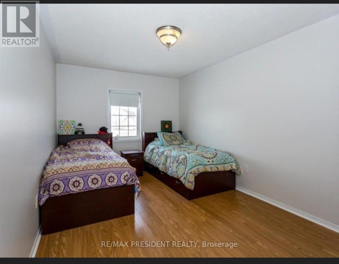 162 Albright Road, Brampton, Ontario  L6X 5E3 - Photo 10 - W12458374