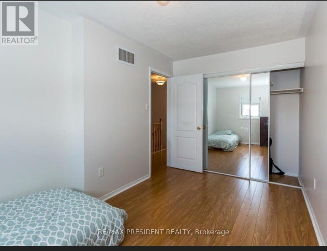 162 Albright Road, Brampton, Ontario  L6X 5E3 - Photo 11 - W12458374