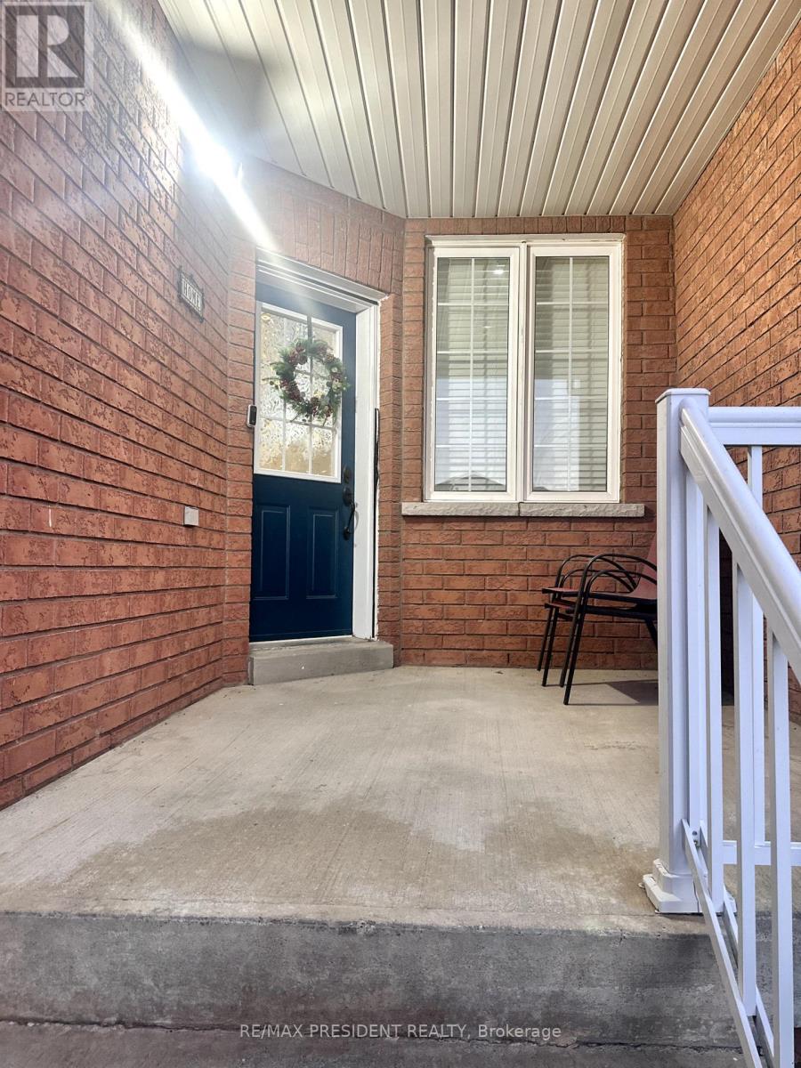 162 Albright Road, Brampton, Ontario  L6X 5E3 - Photo 2 - W12458374